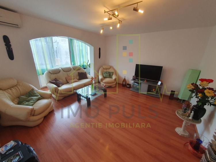 Apartament cu 2 camere decomandat, mobilat în Aradului