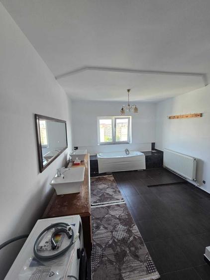 Apartament 3 camere DE INCHIRIAT - 2