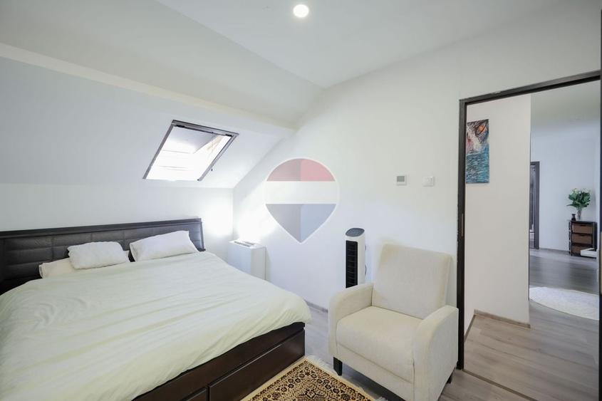 Vânzare apartament 4 camere, acces auto - parcare, Central - Cuza Vodă - 9