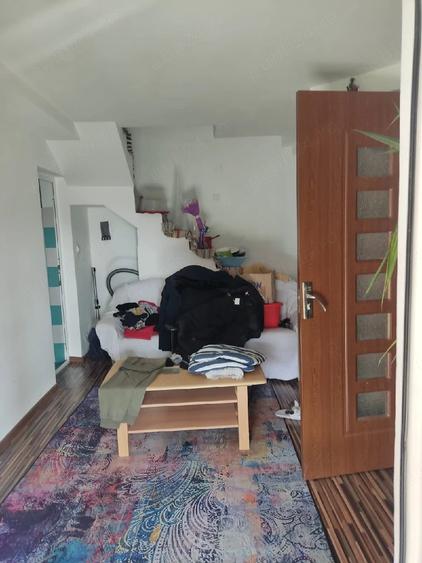 Casă cu Teren 300 Mp în Horia
