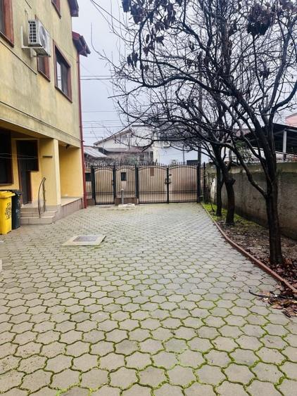 Duplex cu 5 camere cu Canalizare în Antiaeriană