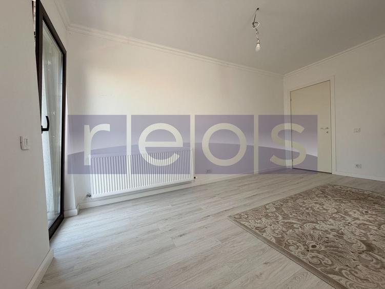Duplex cu 4 camere cu Canalizare în Central