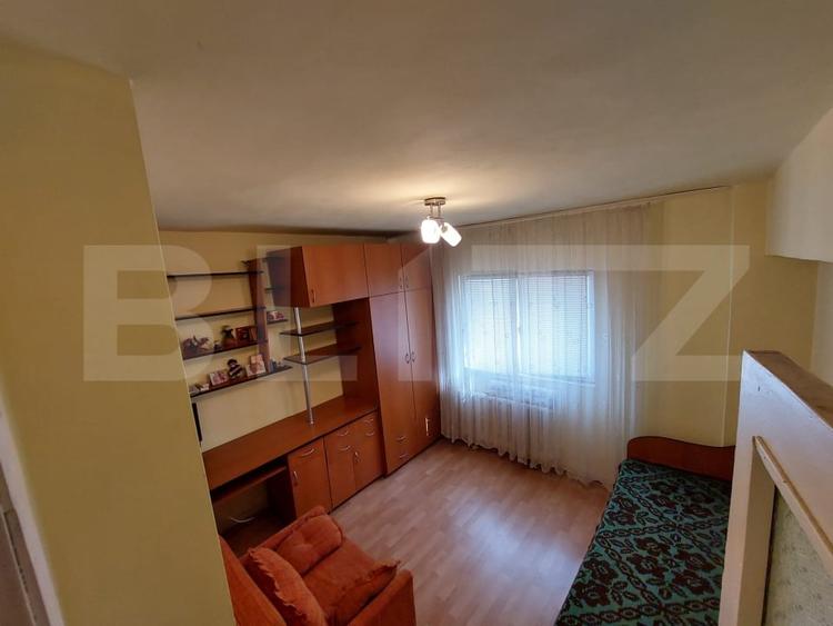 Apartament cu 2 camere decomandat, mobilat în Sud