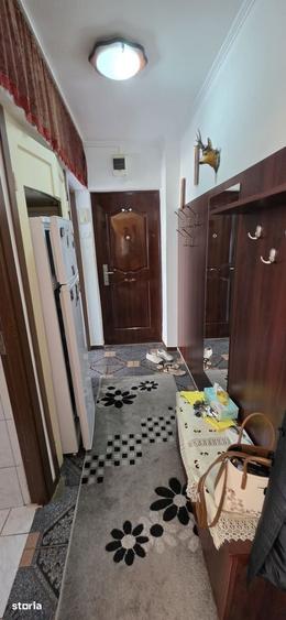Apartament cu 2 camere nedecomandat în George Enescu