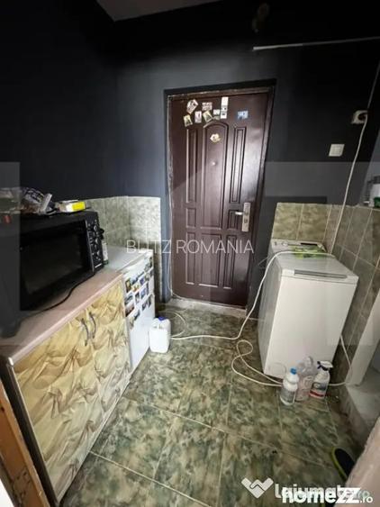 Garsoniera luminoasa, ideala pentru locuit - Botosani (Botosani)