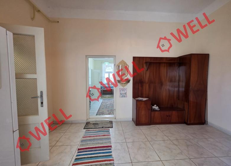 Casă cu 2 camere cu Teren 98 Mp în Central