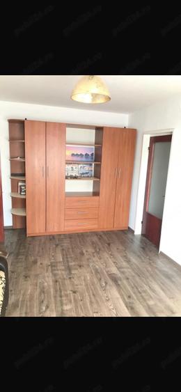 Apartament cu 2 camere semidecomandat în Rahova