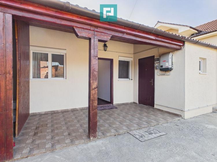 Duplex cu 4 camere cu Canalizare în Nojorid