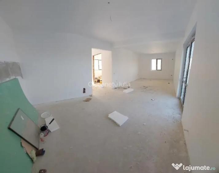 Casa single-5 camere-dormitor la parter-235 mp - Varteju (Bucuresti-Ilfov)