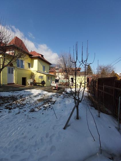 Casă cu 3 camere în Poiana Țapului