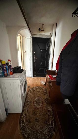 Apartament cu 2 camere semidecomandat în Micro 6