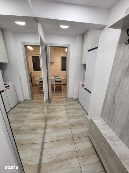 Apartament cu 2 camere decomandat în Gara de Nord
