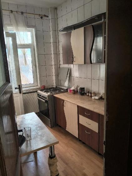 Apartament cu 2 camere semidecomandat în Cișmigiu