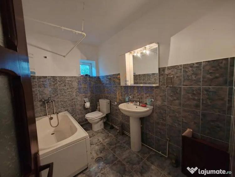 Casă cu 4 camere cu Teren 635 Mp în Bucium