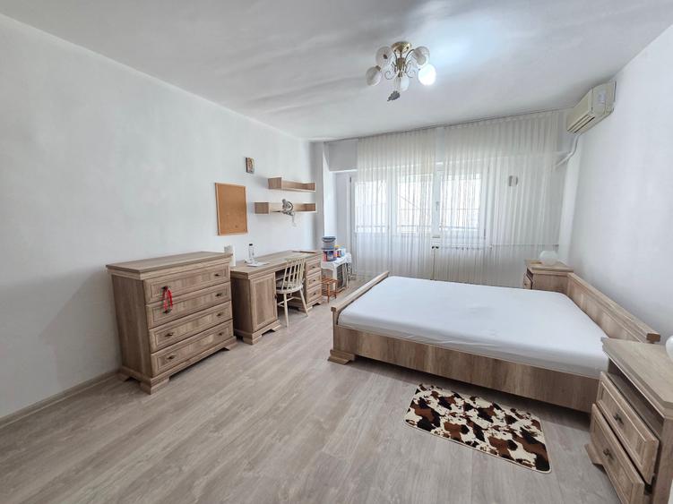 Garsonieră decomandată în Mihai Bravu