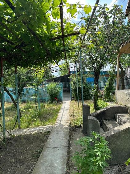 Casă cu 4 camere în Bichești