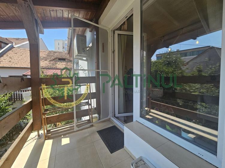 Apartament cu 2 camere decomandat în Central