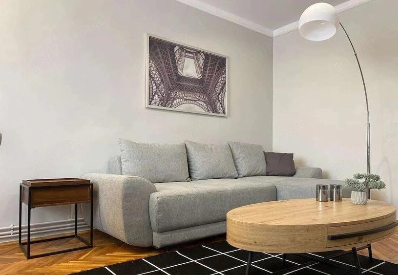 Apartament cu 2 camere decomandat în Ultracentral