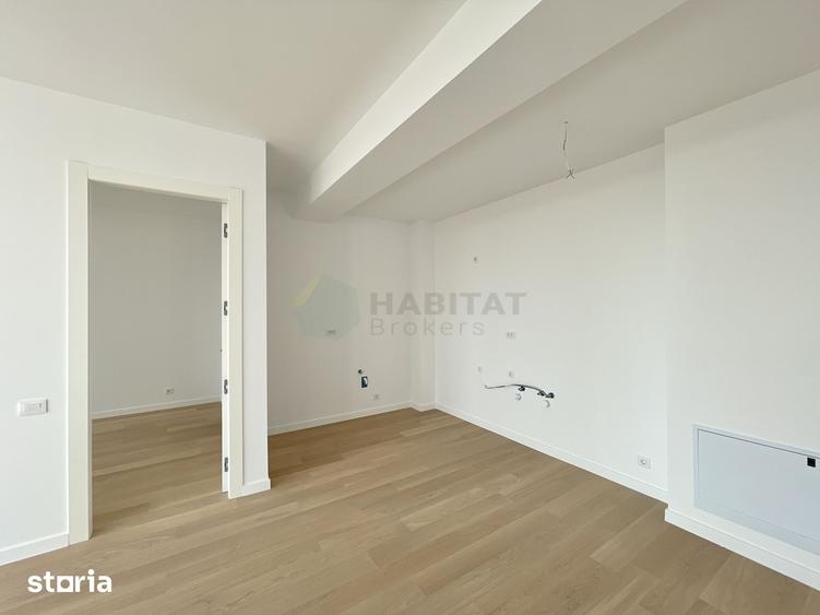 Apartament cu 3 camere decomandat în Tunari
