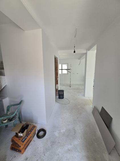 Casă individuală cu 4 camere cu Teren 400 Mp în Mărgineni