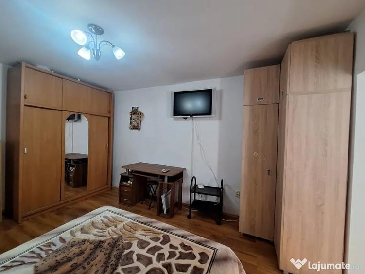 Garsonieră decomandată în Dâmbovița