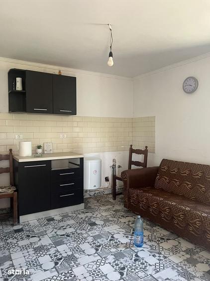 Casă cu 2 camere cu Teren 950 Mp în Calea București