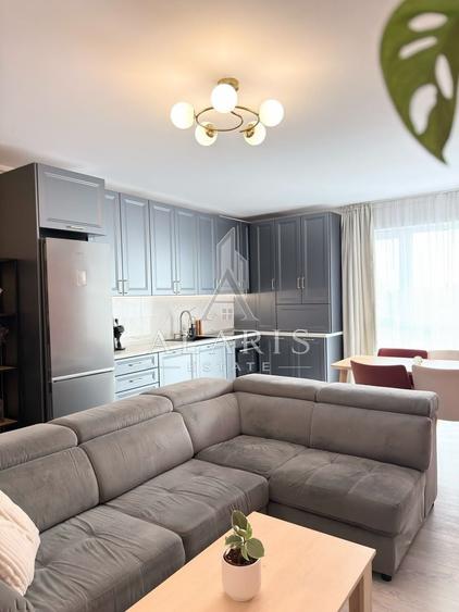 Apartament cu 2 camere semidecomandat, mobilat în Torontalului
