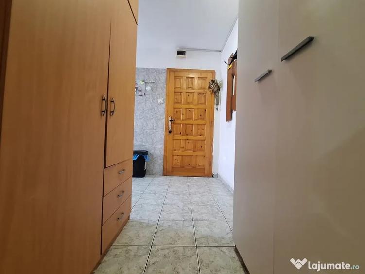 Garsonieră decomandată în Dâmbovița