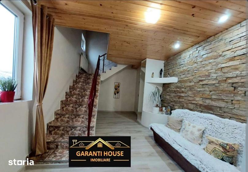 Casă cu 6 camere cu Teren 330 Mp în Progresul