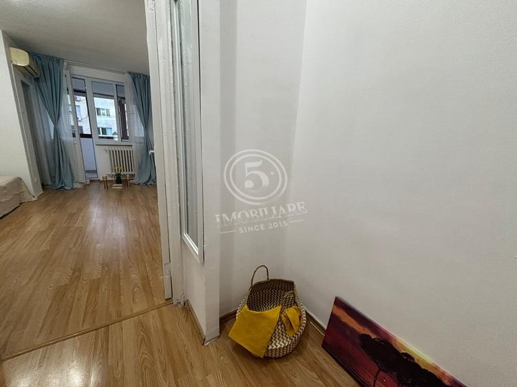 Garsonieră semidecomandată în Basarabia