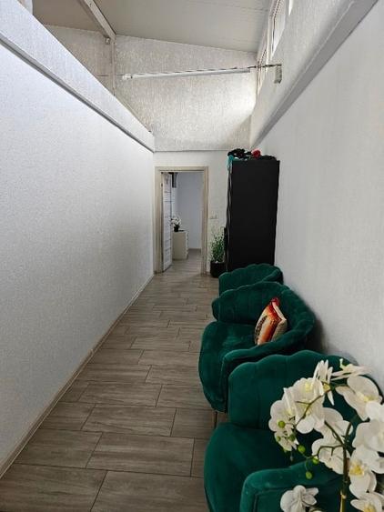 Casă cu 30 camere cu Garaj în Lenauheim
