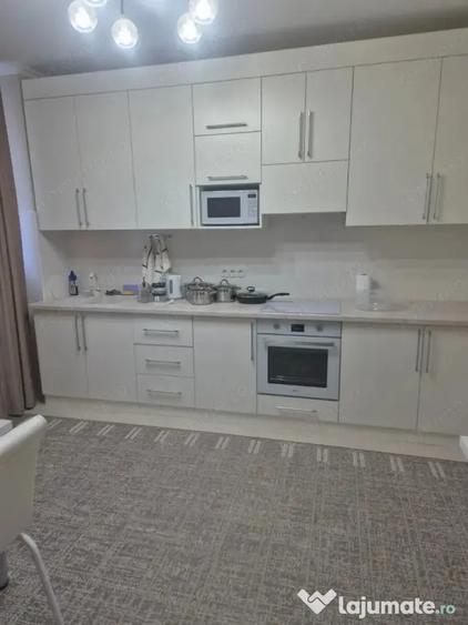 Apartament cu 2 camere decomandat în Olimpia-Stadion