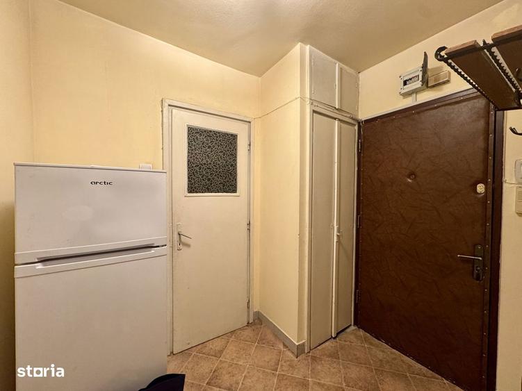 Apartament cu 2 camere decomandat, mobilat în Medicină