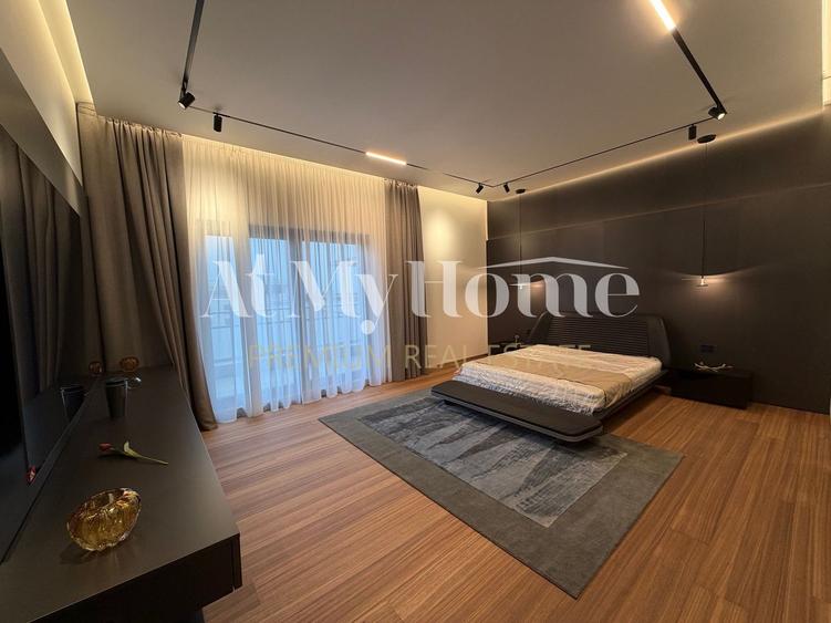 Penthouse cu 5 camere decomandat, mobilat în Băneasa