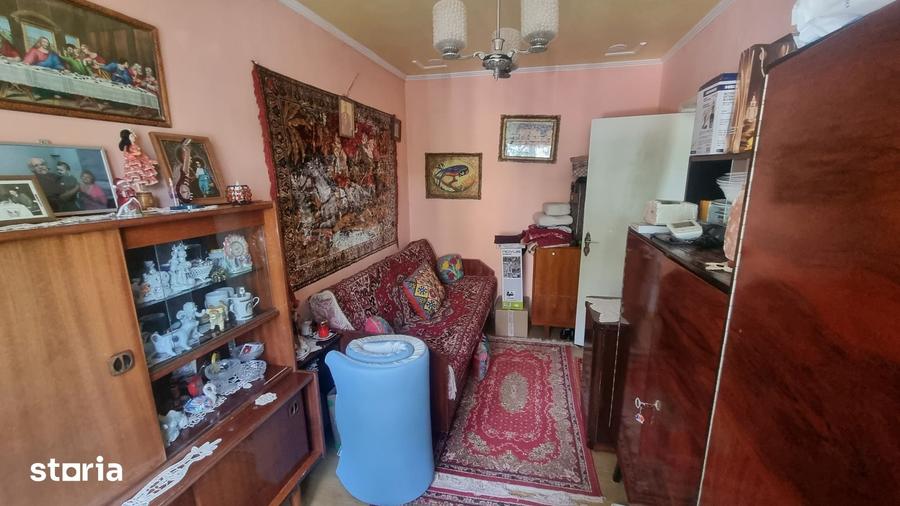 Apartament cu 2 camere nedecomandat în Nufărul
