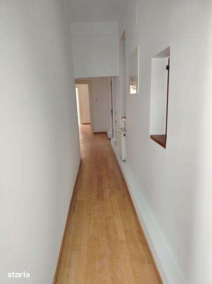 Apartament cu 6 camere decomandat în Cișmigiu