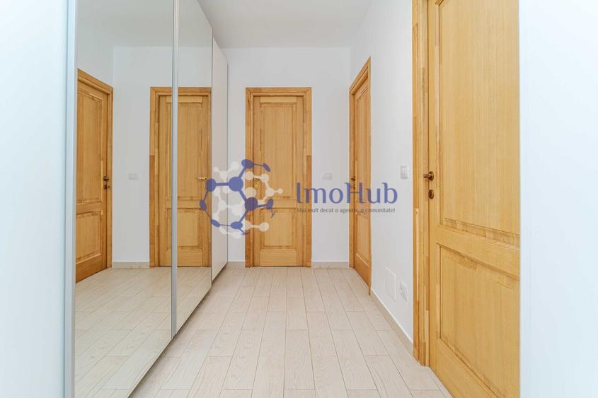 Apartament cu 3 camere decomandat, mobilat în Central