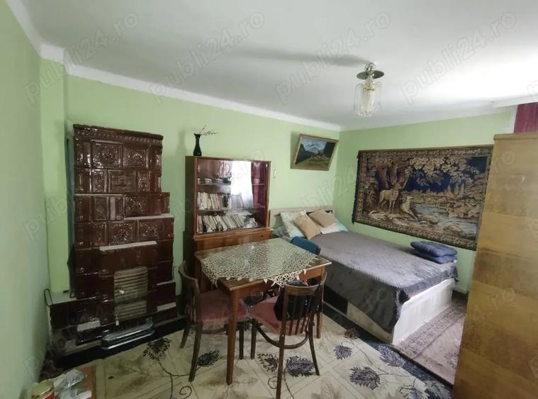 Casă cu 3 camere în Călui