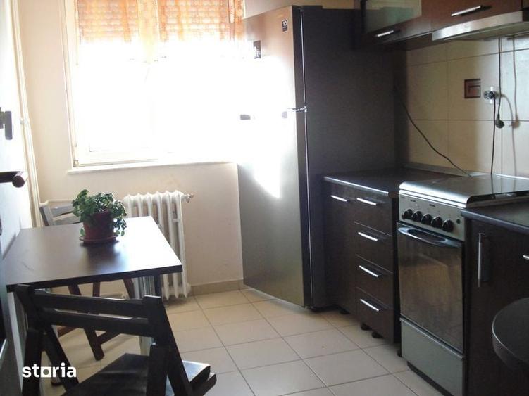 Apartament cu 3 camere decomandat în ICIL