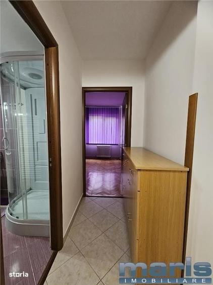 Apartament cu 3 camere decomandat în Tudor