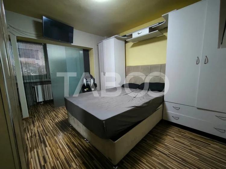Apartament cu 3 camere decomandat, mobilat în Între Lacuri