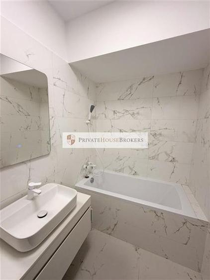 Apartament cu 3 camere semidecomandat, mobilat în Pipera