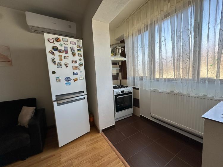 Apartament cu 3 camere decomandat în Unirii