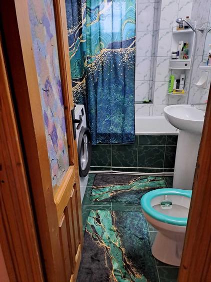 Apartament 4 camere de vanzare - 1