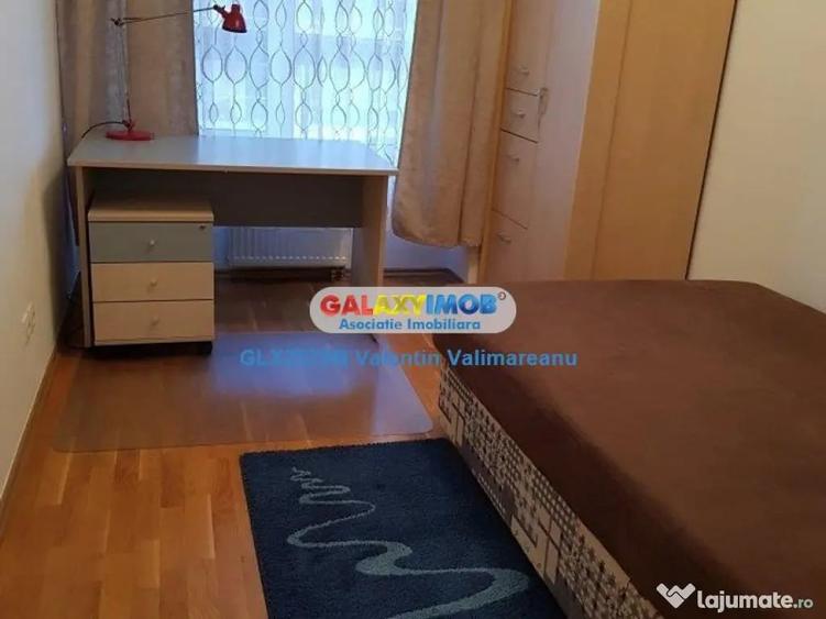 Apartament cu 3 camere decomandat în Dristor