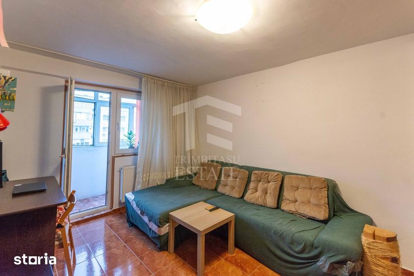 Apartament cu 2 camere decomandat, mobilat în Tei