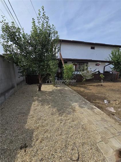 Casă cu 4 camere cu Teren 600 Mp în Dragomirești-Vale