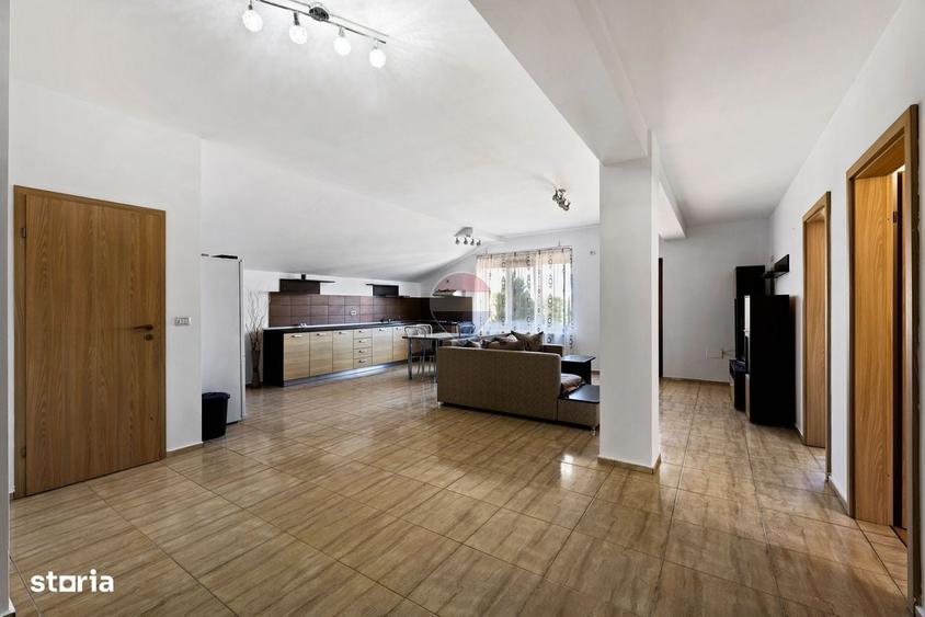 Apartament cu 3 camere în Central