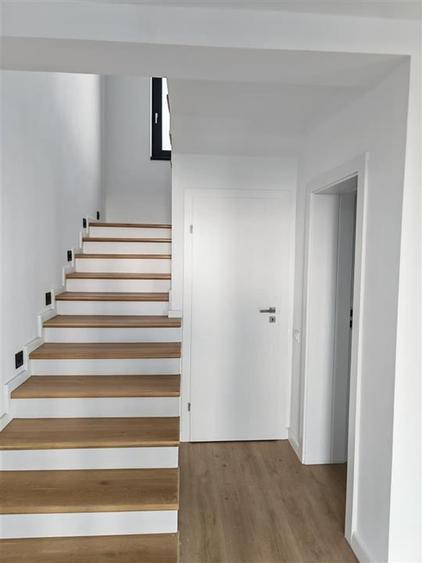 Casă cu 3 camere cu Teren 335 Mp în Central