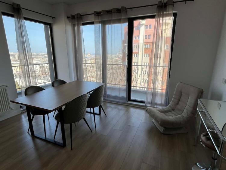 Apartament cu 2 camere decomandat, mobilat în Far